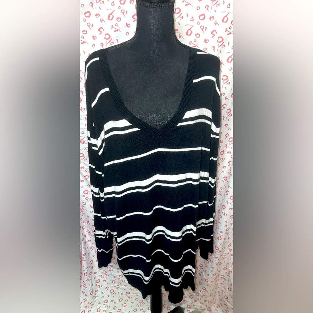 Plus size Ava & Viv Striped Sweater